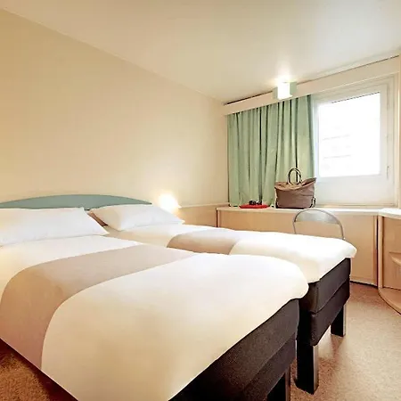 Ibis Budget Loriol 2*
