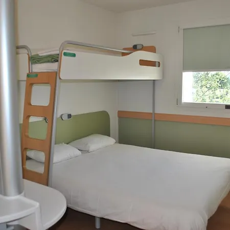Ibis Budget Loriol Hotel 2*