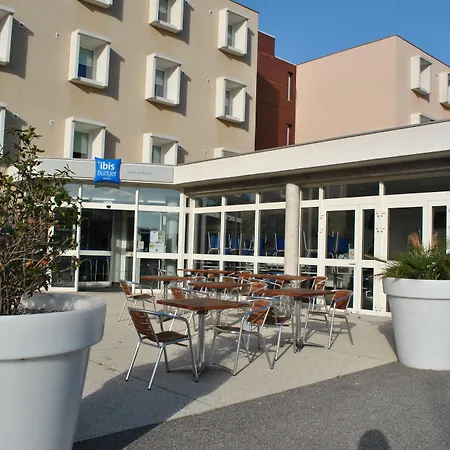 Ibis Budget Loriol 2*