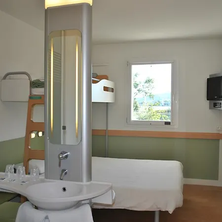 Ibis Budget Loriol Hotel