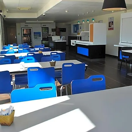 Ibis Budget Loriol 2*