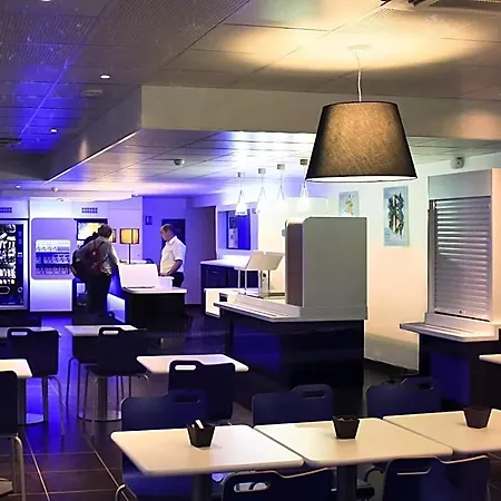 Ibis Budget Loriol 2*