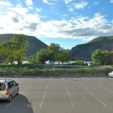 Ibis Budget Loriol Hotel 2*